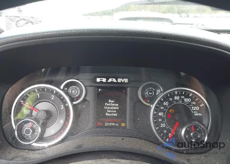 2022 Ram 2500 Tradesman 4X4 8' Box from USA, damaged, VIN 3C6UR5HL2NG272417